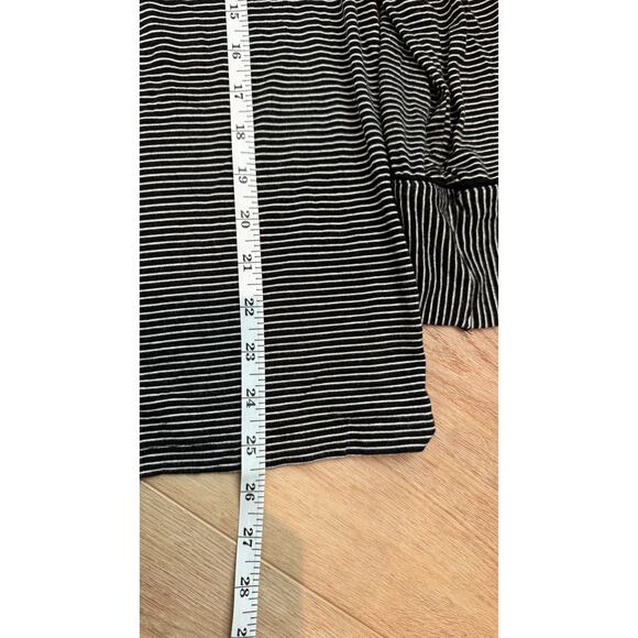 Maison du Soir Black & White Stripe Pajama Set Size – Large - Picture 8 of 13